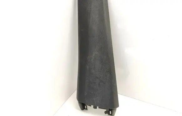 (B) pillar trim (bottom)
