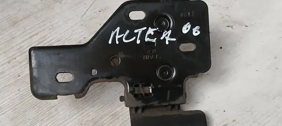 Seat Altea Engine bonnet/hood lock/latch loop/hook 5P0823480