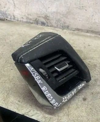Nissan Qashqai J12 Dashboard side air vent grill/cover trim 687616rr0a