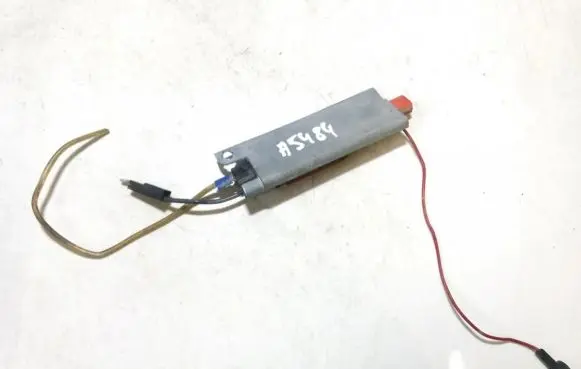 Audi A4 S4 B5 8D Antenna control unit 