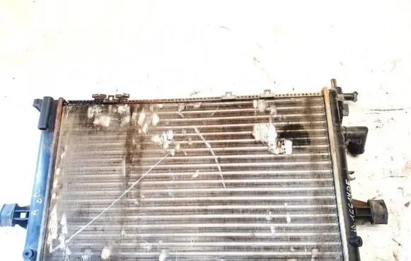 Opel Astra G Coolant radiator