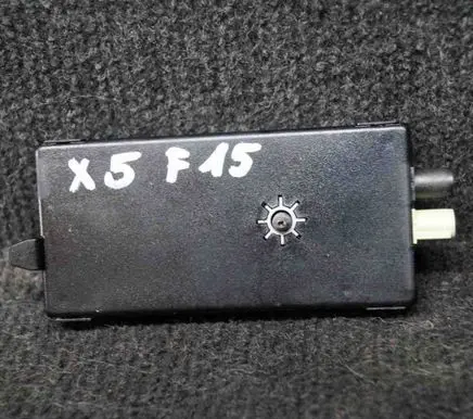 BMW X5 F15 Aerial antenna amplifier 9334692