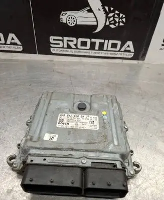 Mercedes-Benz ML W164 Engine control unit/module A6421506077 0281013949