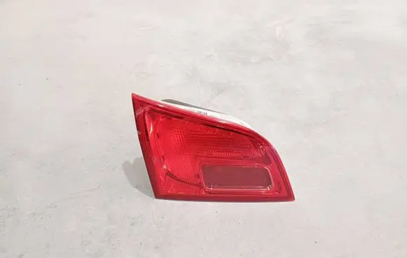 Opel Astra J Tailgate rear/tail lights 13282246