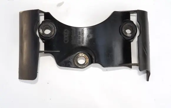 Audi A8 S8 D3 4E Other engine bay part 057103646