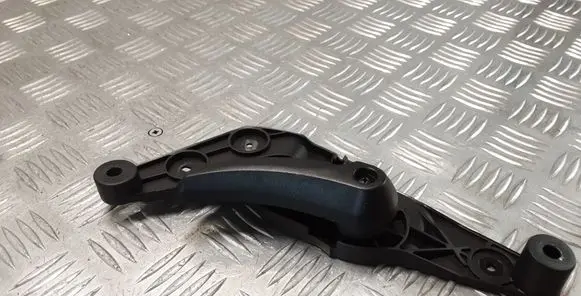 Engine bonnet (hood) release handle