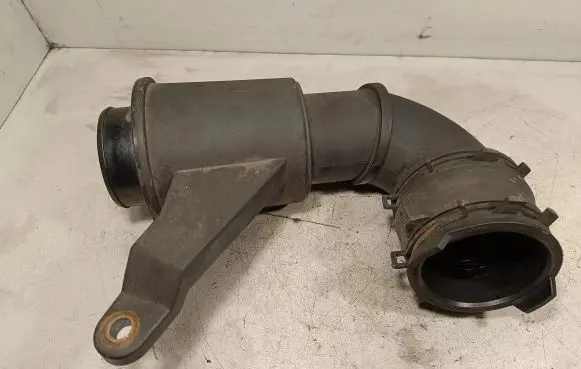 Jaguar XE Air intake duct part GX739C623DB