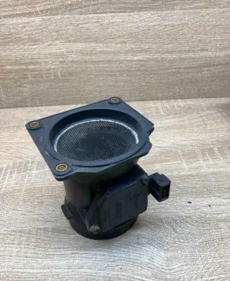 Audi A6 S6 C5 4B Mass air flow meter 078133471C AFH7008C