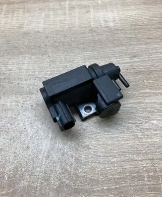 Toyota Corolla Verso AR10 Turbo solenoid valve 258190R011