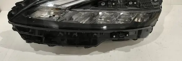 Nissan Qashqai J12 Headlight/headlamp MDFB36065L