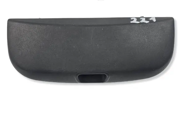 Mercedes-Benz A W176 Front interior roof grab handle A2048100041
