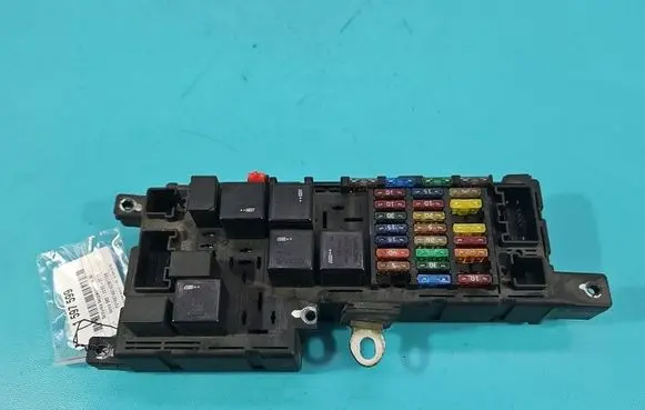 Volvo S60 Fuse box set 518828017 IMPRK1597599
