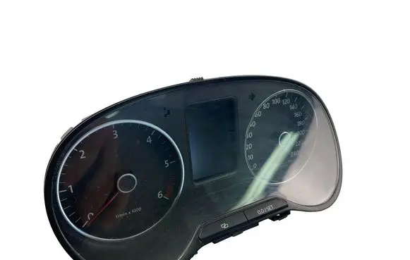 Volkswagen Polo V 6R Speedometer (instrument cluster) 6R0920861F