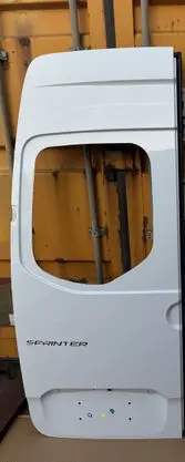 Mercedes-Benz Sprinter W907 W910 Back/rear loading door A9077421800 9077421800 12243C