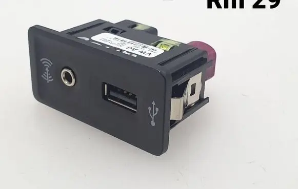 Volkswagen Golf VII USB socket connector 5G0035222F 5Q0035724