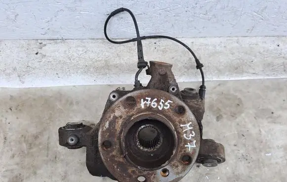 BMW X3 F25 Rear wheel hub spindle/knuckle 6790497