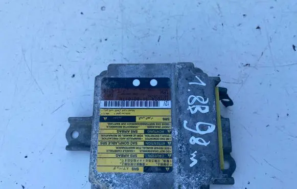 Toyota Avensis T220 Airbag control unit/module 8917005030