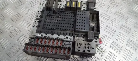Volvo S80 Fuse box set 8645729 8688153