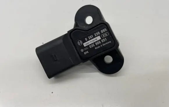Seat Ibiza IV (6J,6P) Air pressure sensor 03C906051