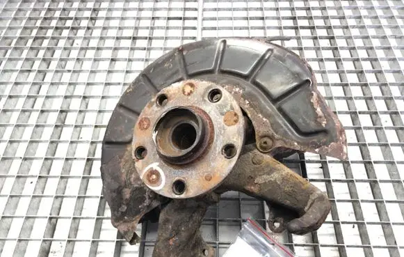Seat Leon (1P) Front wheel hub spindle knuckle