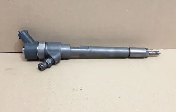 Hyundai Santa Fe Fuel injector 0445110253