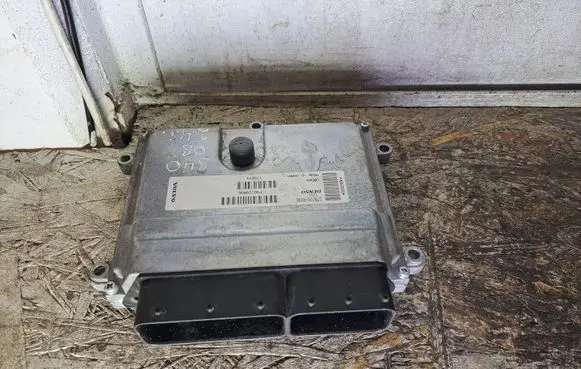 Volvo S40 Engine control unit/module 2797009290 P30729800 T79673