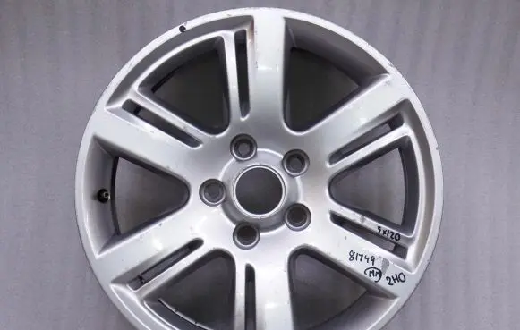 Volkswagen Amarok R17 alloy rim 