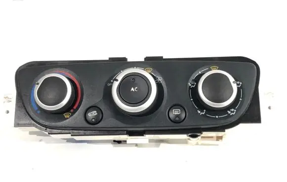 Renault Scenic III - Grand scenic III Interior fan control switch 