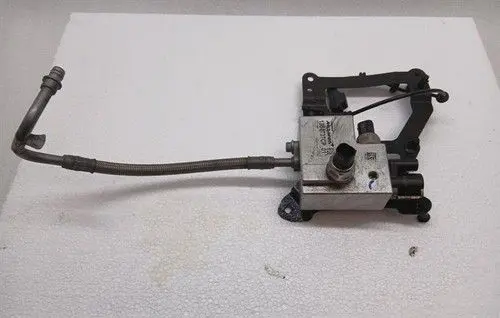 McLaren 600LT Hydraulic servotronic pressure valve 13B0737CP