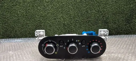 Renault Trafic III (X82) Climate control unit E1093049AC
