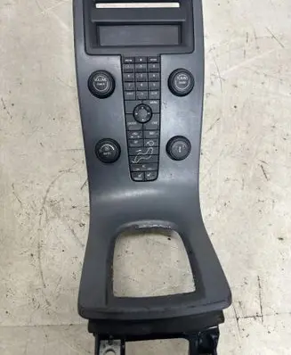 Volvo V50 Center console 