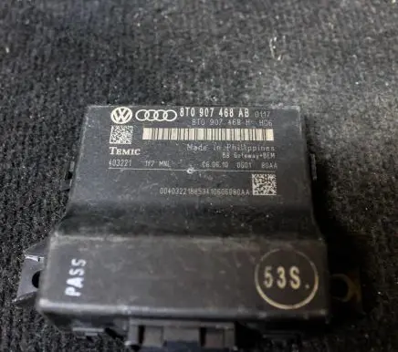 Audi A4 S4 B8 8K Gateway control module 8T0907468AB
