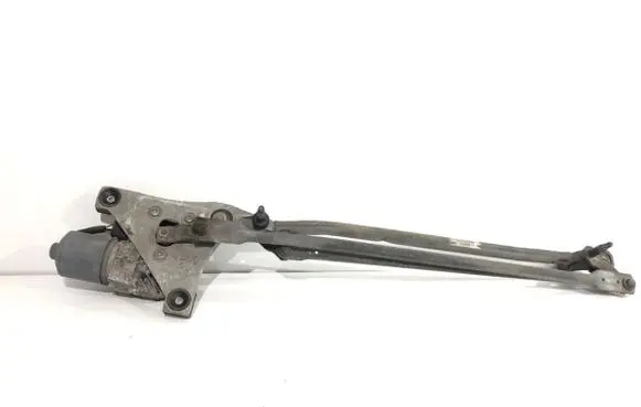 Volvo V50 Front wiper linkage and motor 30663916
