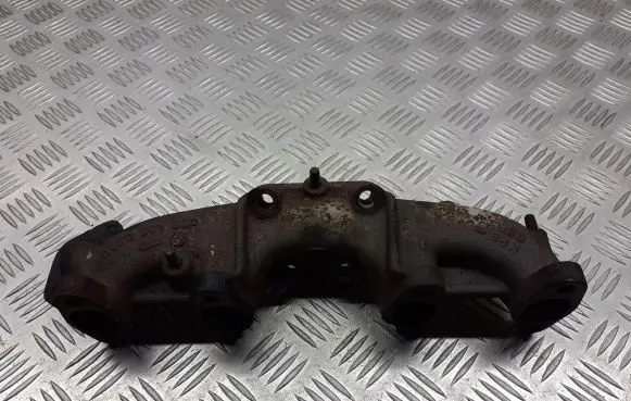 Audi 80 90 S2 B4 Exhaust manifold 028253033D