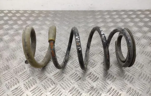 Mercedes-Benz Vito Viano W447 Front coil spring