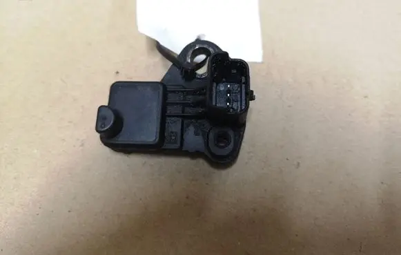 Peugeot 307 Crankshaft position sensor 9637466980