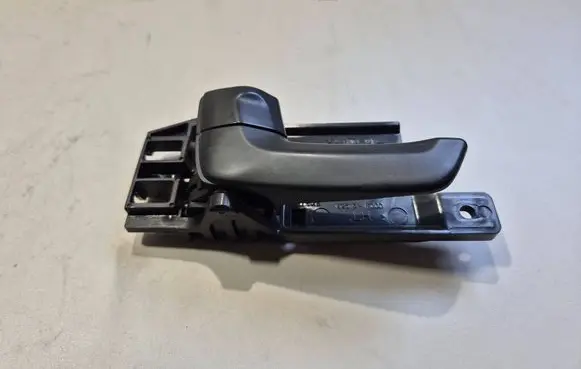 KIA Sportage Rear door interior handle 826131F000