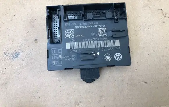 Volkswagen Sharan Door control unit/module 7N0959792D
