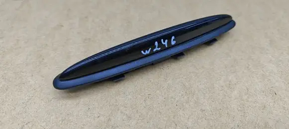 Mercedes-Benz B W246 W242 Parking PDC sensor display screen A0015425423