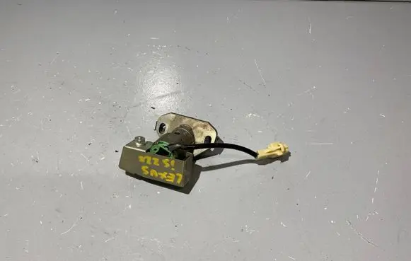 Lexus IS 220D-250-350 Central locking switch button 3105
