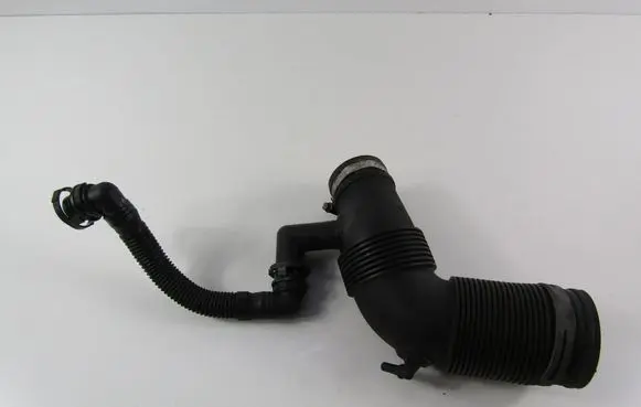 Skoda Fabia Mk2 (5J) Air intake hose/pipe 6R0129654