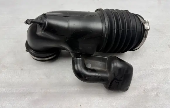Ford Mustang VI Air intake duct part JR3C9B642BB JR3C9B642