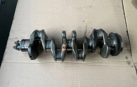 Mercedes-Benz Sprinter W906 Crankshaft 65117
