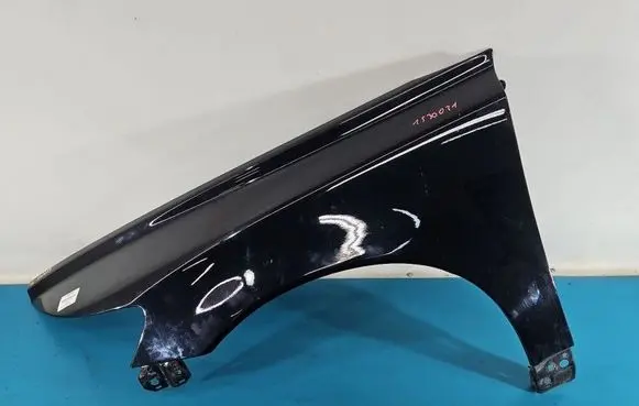 Volvo V50 Fender IMPRK1530031