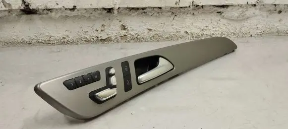 Mercedes-Benz GLE (W166 - C292) Front door trim bar A1667204022