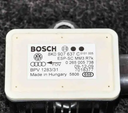 Audi A4 S4 B8 8K Acceleration sensor 