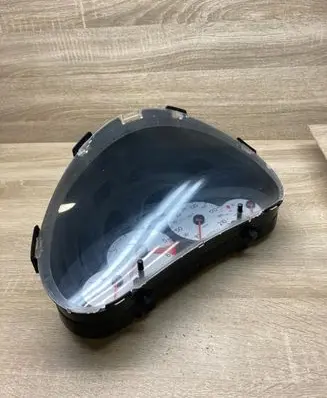 Speedometer (instrument cluster)