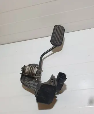 Toyota Avensis Verso Accelerator throttle pedal 8928147010 1983003010 03D28