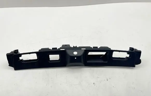 Jeep Grand Cherokee WL Trunk door license plate light bar 6P095TRMAA