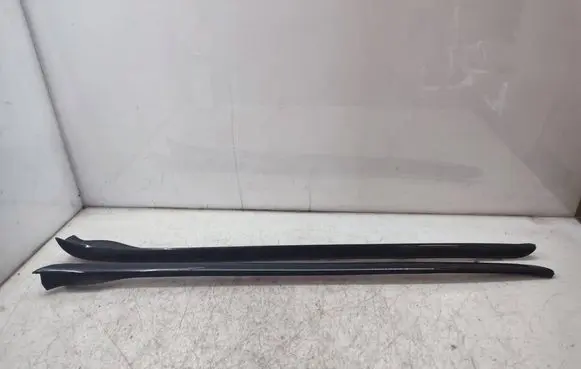 BMW X4 F26 Windshield trim
